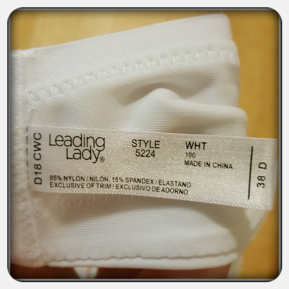 NWOT Woman's White Balconette Bra 38D - Picture 2 of 6